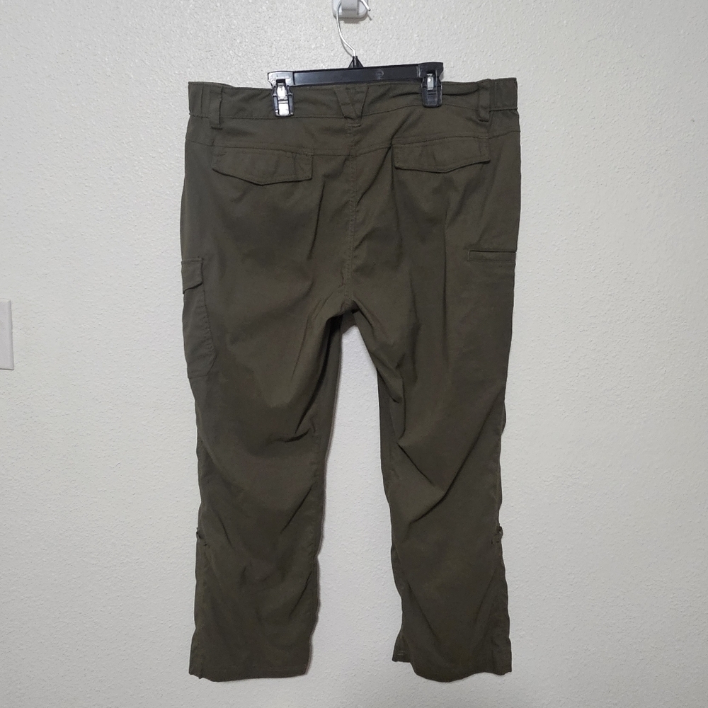 Duluth Trading company quick dry material hiking size 18 - Picture 6 of 14